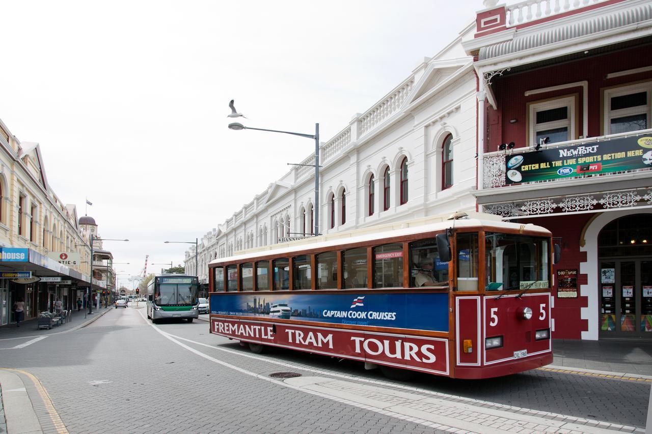 The Local - Fremantle Apartment Bagian luar foto